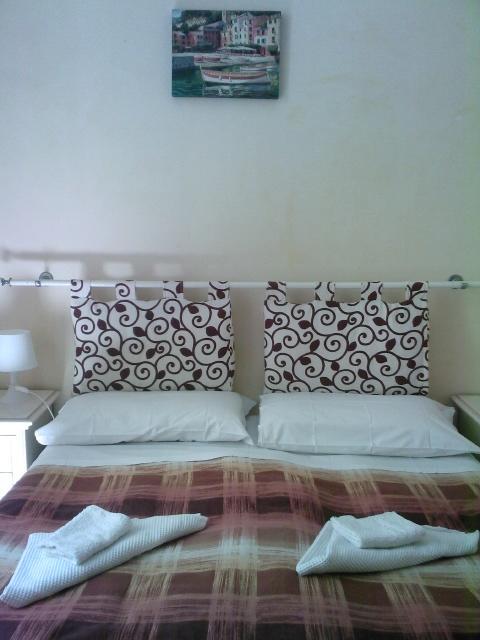 Roma Prince Inn Accommodation Екстериор снимка
