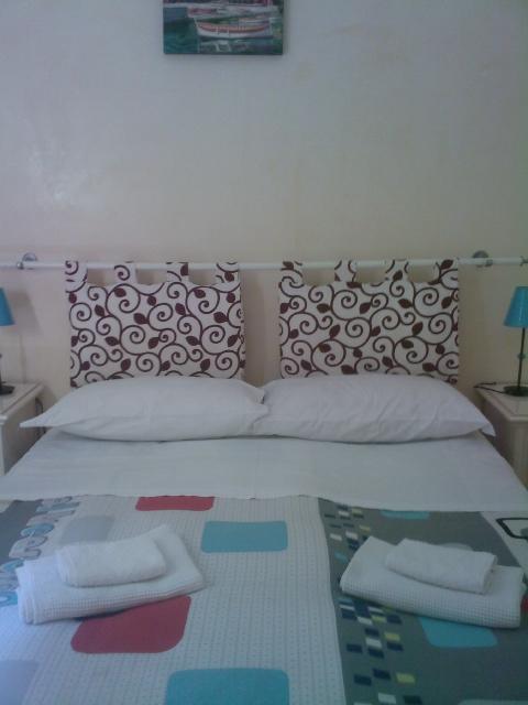 Roma Prince Inn Accommodation Екстериор снимка
